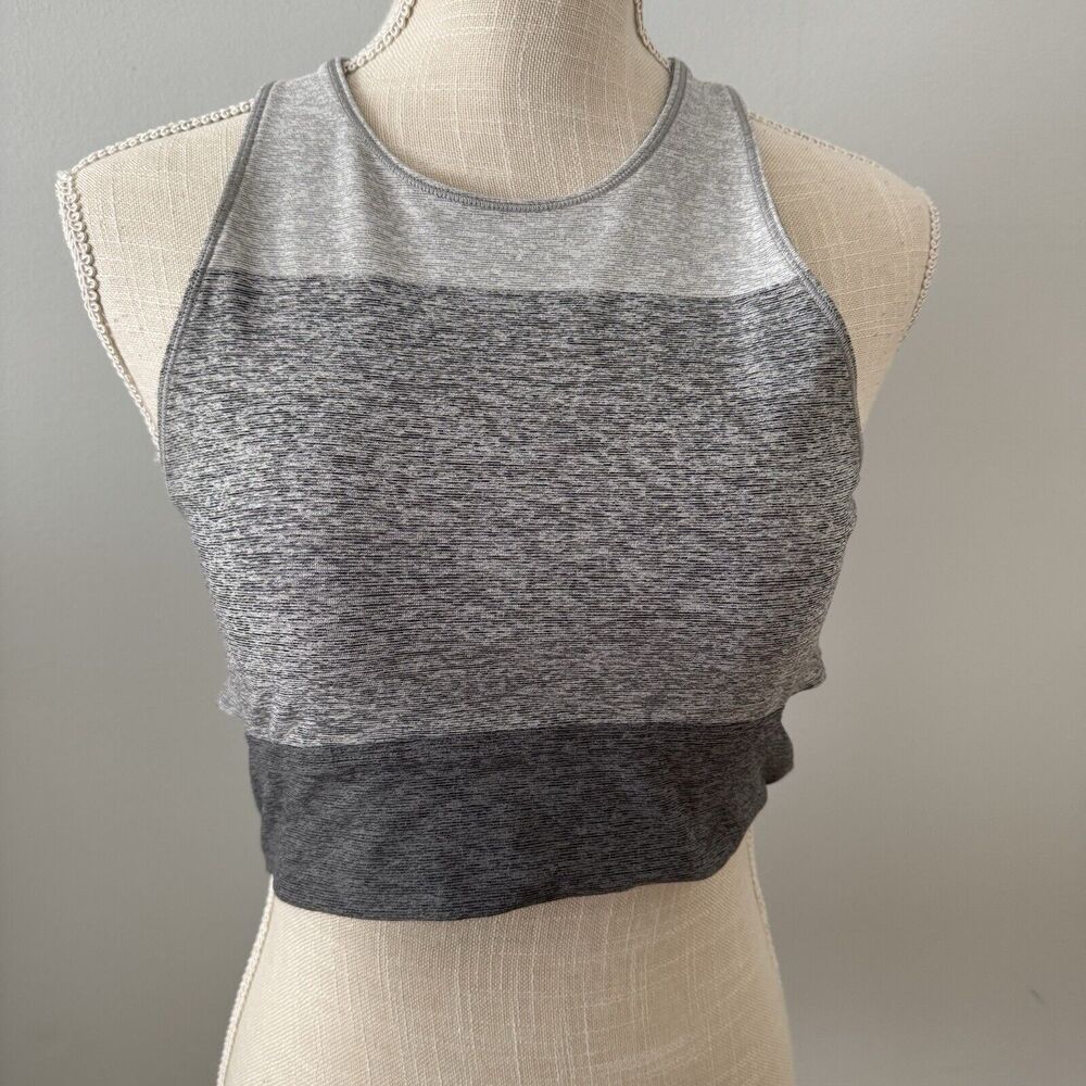 Outdoor Voices Slashback Crop Top Dove / Ash / Graphite Color Size Medium